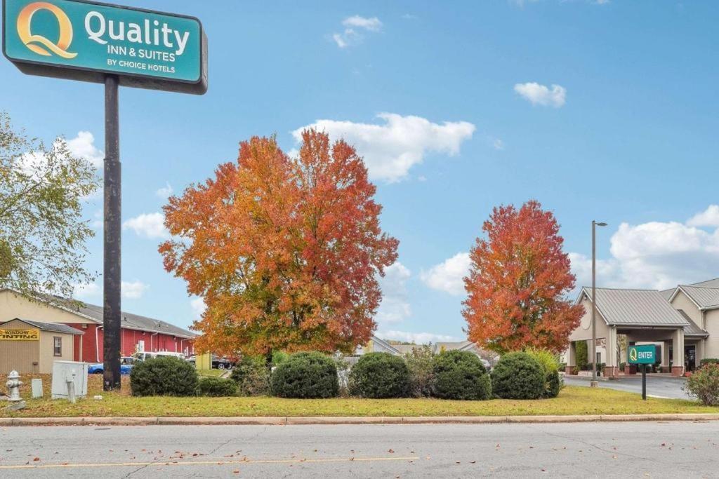 Quality Inn & Suites Dawsonville Exterior foto